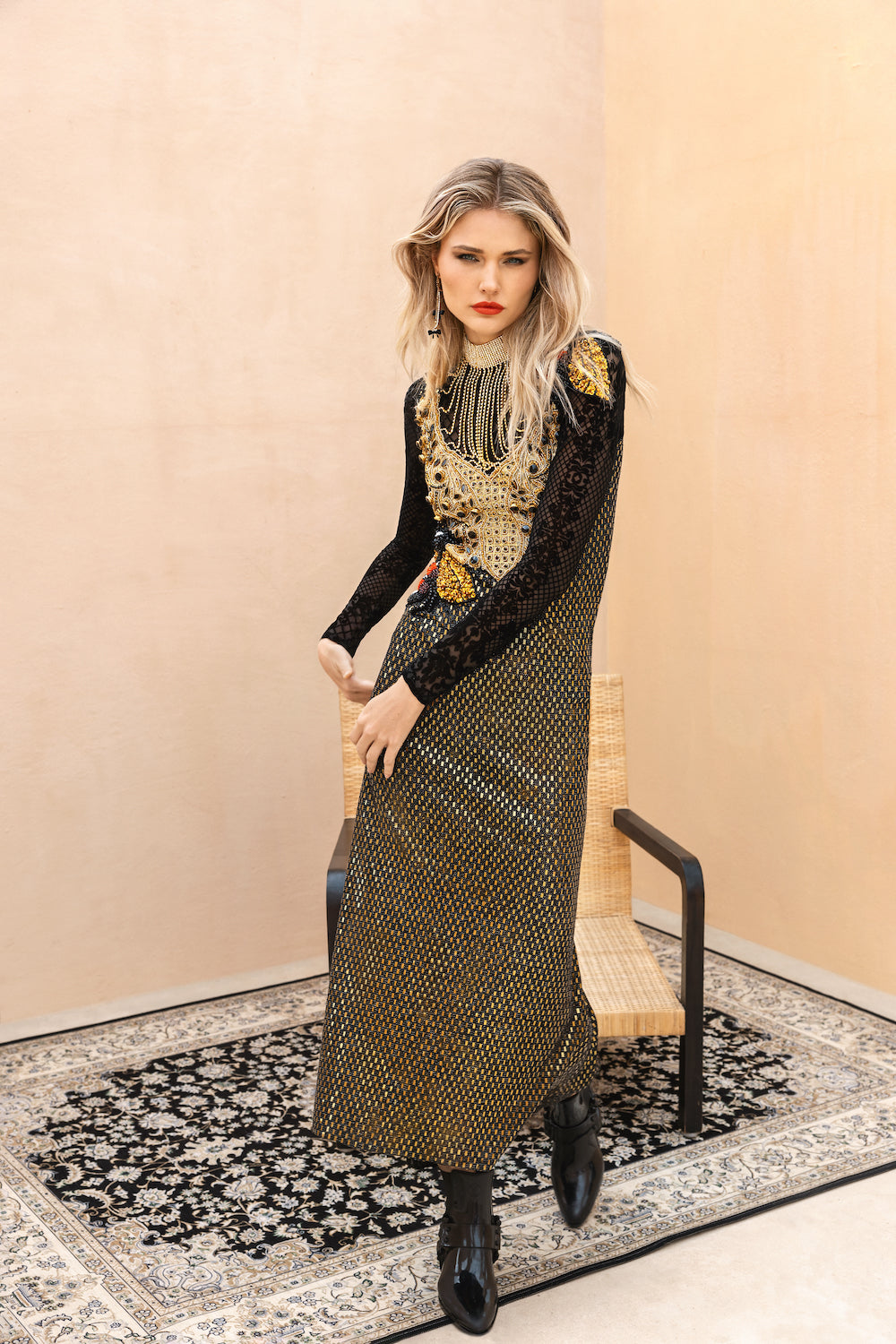 Black & Golden Stretch Long Sleeve - Chain Bee Dress